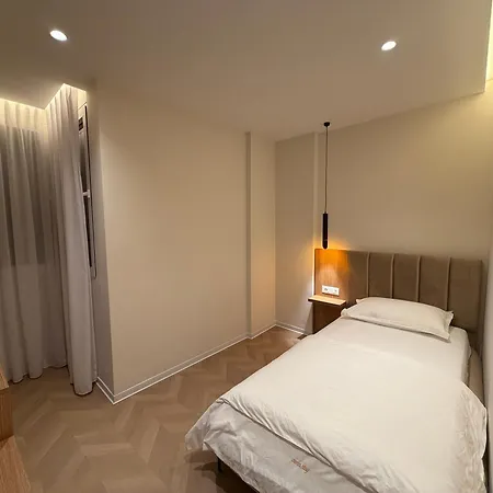 Arena Apartmán Tirana