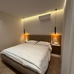Appartement Arena *